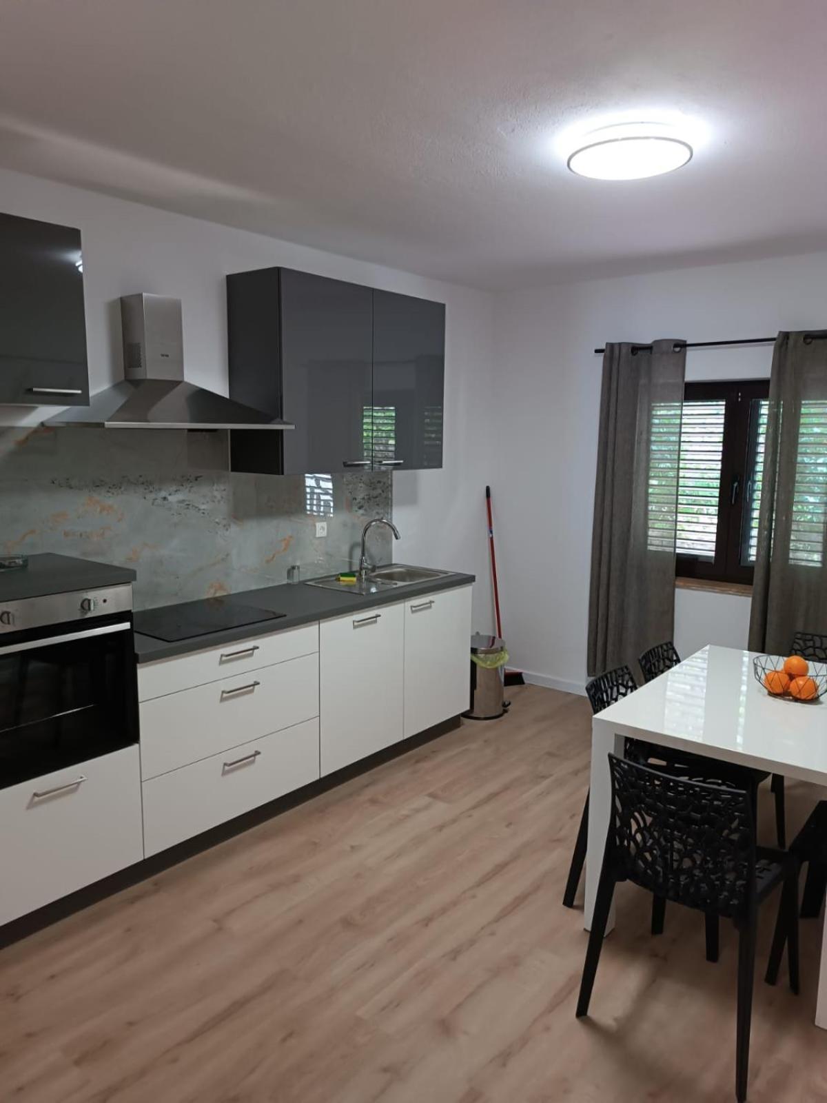 Appartamento Legin Živogošće Esterno foto